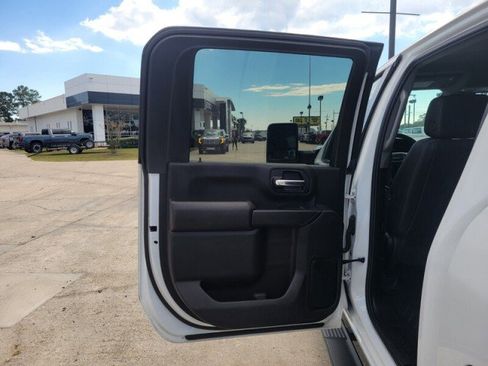 Used 2024 GMC Sierra 2500 Pro w/ Convenience Package image 26