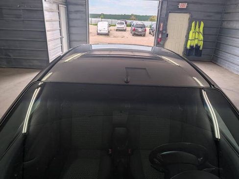 Used 2007 Ford Focus S FWD image 10
