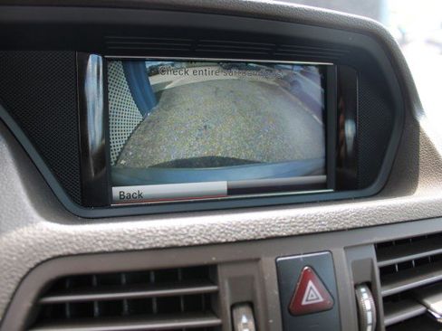 Used 2013 Mercedes-Benz E 350 Cabriolet image 25