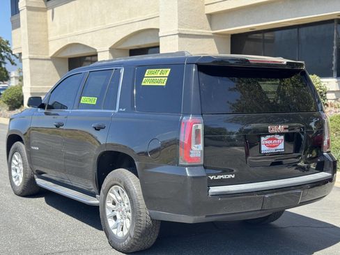 Used 2017 GMC Yukon SLE w/ Convenience Package image 3