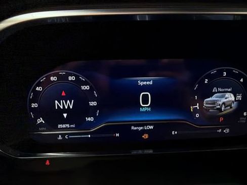 Used 2024 Chevrolet Tahoe High Country AWD/4WD image 39