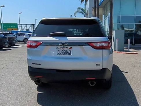 Used 2019 Chevrolet Traverse LS w/ LPO, Blackout Package FWD image 7