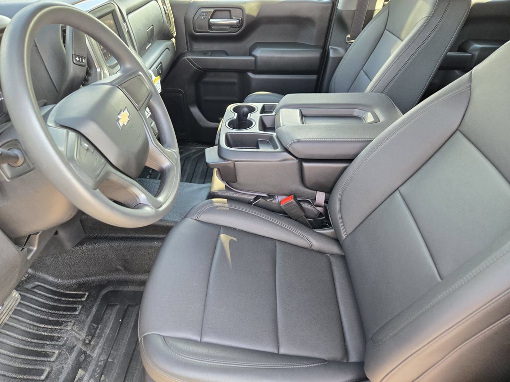Used 2024 Chevrolet Silverado 1500 W/T w/ Trailering Package AWD/4WD image 13