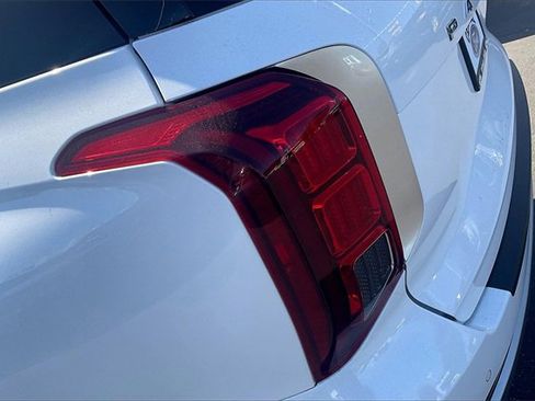 Used 2024 Hyundai Palisade Limited image 30