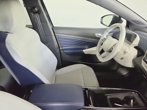 Used 2023 Volkswagen ID.4 Pro S Plus AWD/4WD image 30
