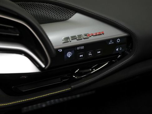 Used 2025 Ferrari SF90 Spider AWD/4WD image 51