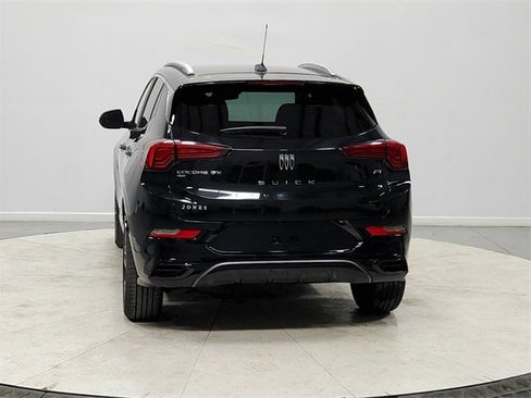 Used 2024 Buick Encore GX Sport Touring image 6