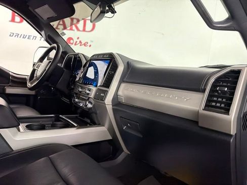 Used 2022 Ford F450 Lariat w/ Lariat Ultimate Package AWD/4WD image 17