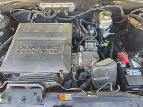 Used 2012 Ford Escape XLT FWD image 31