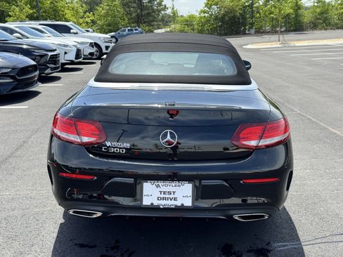 Used 2018 Mercedes-Benz C 300 4MATIC Cabriolet image 6