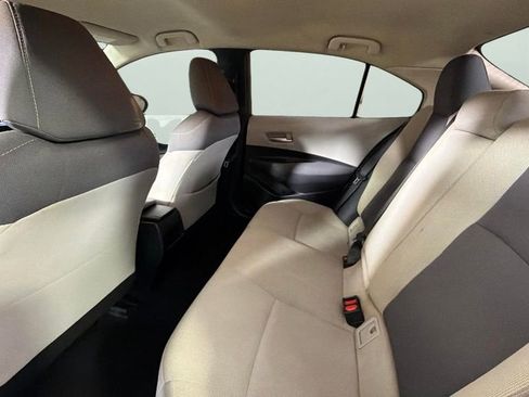 Used 2020 Toyota Corolla LE FWD image 25