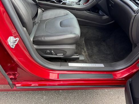 Used 2016 Ford Fusion Titanium image 45