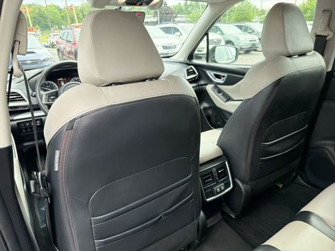 Used 2019 Subaru Forester Limited AWD/4WD image 19