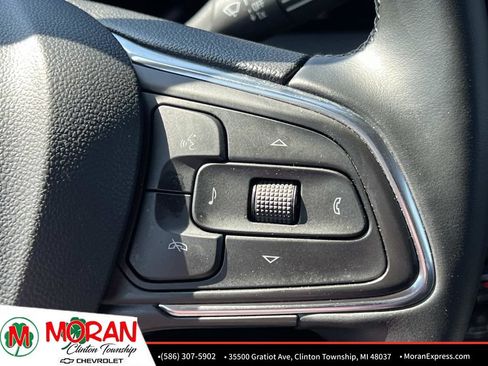 Used 2025 Buick Encore GX Preferred AWD/4WD image 24