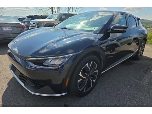 Used 2024 Kia EV6 Light AWD/4WD image 1