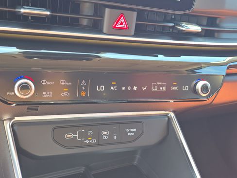 New 2026 Kia Carnival SX Prestige FWD image 26