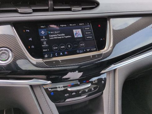 Used 2023 Cadillac XT6 Sport w/ Technology Package image 30