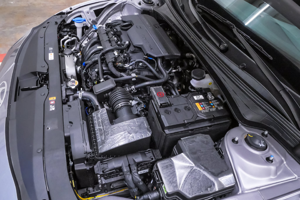 Certified 2026 Hyundai Elantra SE FWD image 26