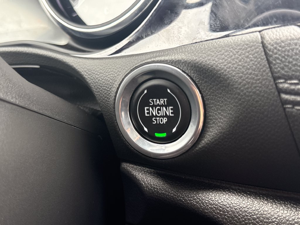 Certified 2023 Buick Encore GX Preferred w/ Cold Weather Comfort Package FWD image 22