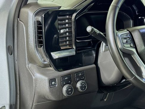 Certified 2025 Chevrolet Silverado 1500 RST AWD/4WD image 8