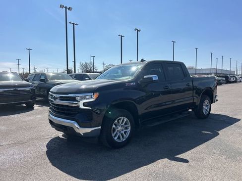 Used 2023 Chevrolet Silverado 1500 LT image 7