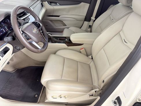 Used 2014 Cadillac XTS FWD image 7