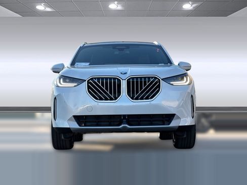 Used 2026 BMW X3 xDrive30i w/ Premium Package AWD/4WD image 5