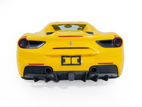Used 2017 Ferrari 488 Spider RWD image 8