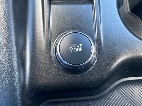 Used 2025 Ford Explorer ST-Line w/ ST-Line Street Pack AWD/4WD image 25