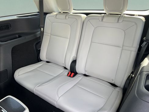 New 2026 Lincoln Aviator Reserve AWD/4WD image 27