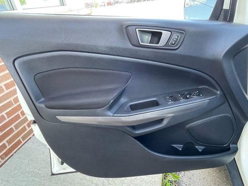 Used 2021 Ford EcoSport SE FWD image 24