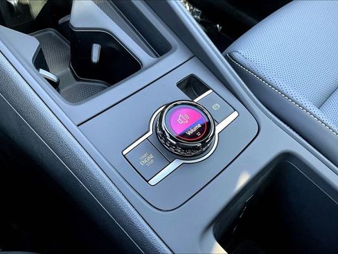 New 2026 Volkswagen Tiguan SE R-Line image 16