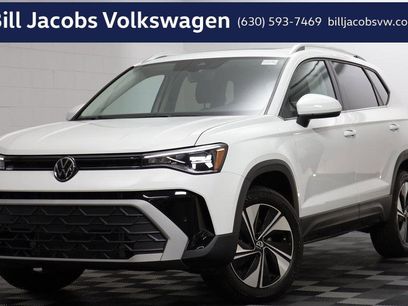 New 2025 Volkswagen Taos SE