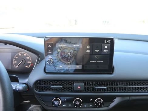 New 2026 Honda HR-V LX image 17