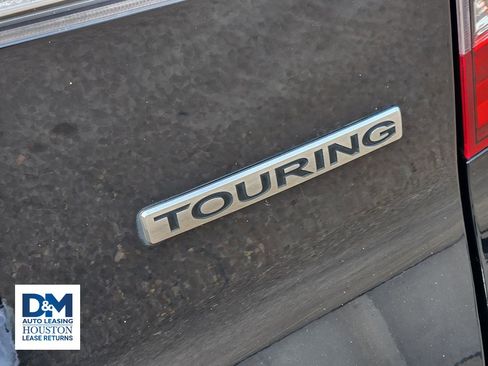 Used 2020 Honda Pilot Touring image 17