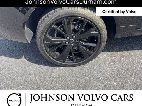 Used 2025 Volvo XC60 T8 Ultra image 7