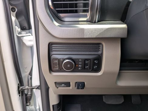 New 2026 Ford F350 Platinum w/ Platinum Plus Package AWD/4WD image 30