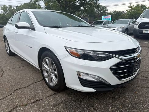 Used 2020 Chevrolet Malibu LT w/ Fleet LT Safety Package FWD image 3