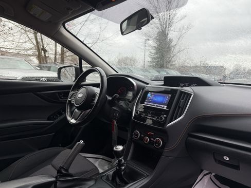 Used 2021 Subaru Crosstrek 2.0i Premium image 39