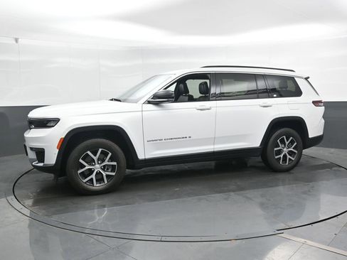 Used 2024 Jeep Grand Cherokee L Limited w/ Luxury Tech Group II AWD/4WD image 8