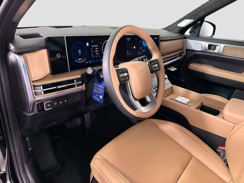 New 2026 Hyundai Santa Fe Calligraphy FWD image 9