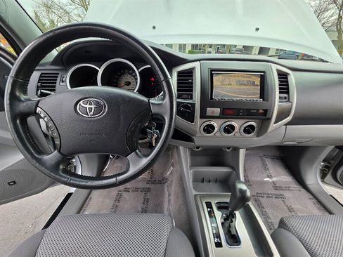 Used 2006 Toyota Tacoma 4X4 DOUBLE CAB V6 LONG BED / D image 50