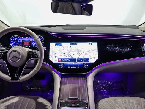Certified 2023 Mercedes-Benz EQS 580 4MATIC Sedan image 13
