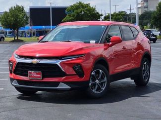 Used 2025 Chevrolet Blazer LT AWD/4WD video 2