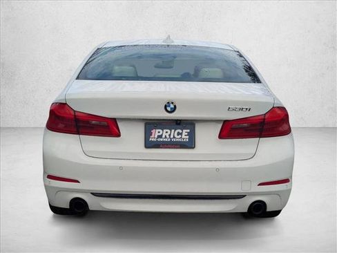 Used 2018 BMW 530i w/ Premium Package image 7