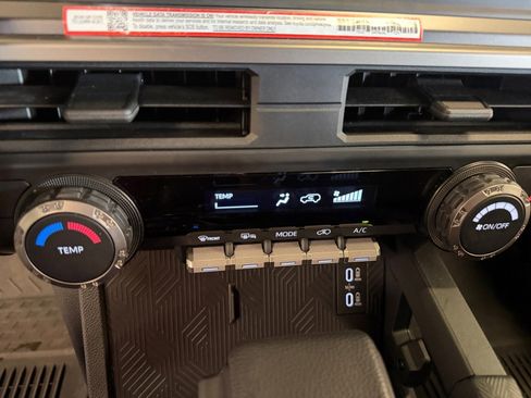 Used 2026 Toyota 4Runner SR5 RWD image 22