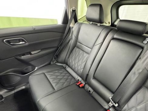 New 2026 Nissan Rogue Platinum AWD/4WD image 14