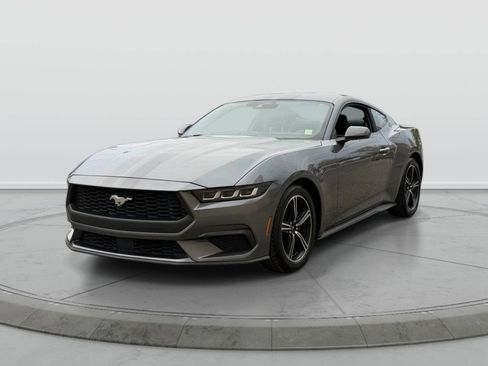 Used 2024 Ford Mustang Premium RWD image 3