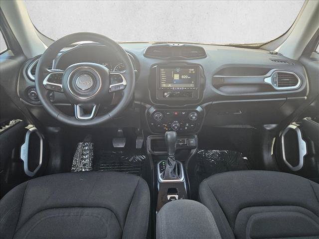 Used 2020 Jeep Renegade Latitude w/ Popular Equipment Group FWD image 16