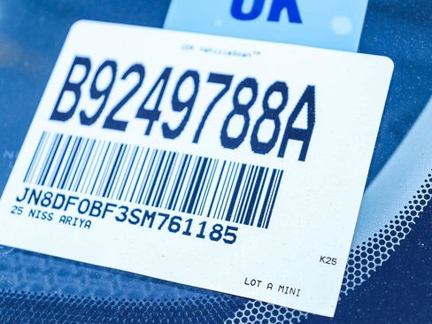 Used 2025 Nissan Ariya AWD image 29